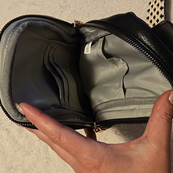 Crossbody bag - Picture 3 of 3